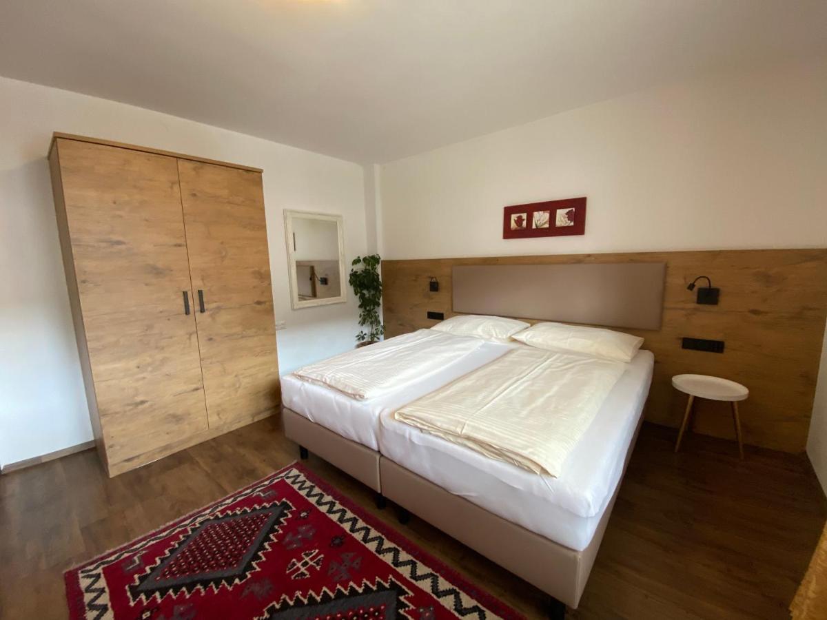Appartement Haus Waldheim Und Dependance Scharnitz